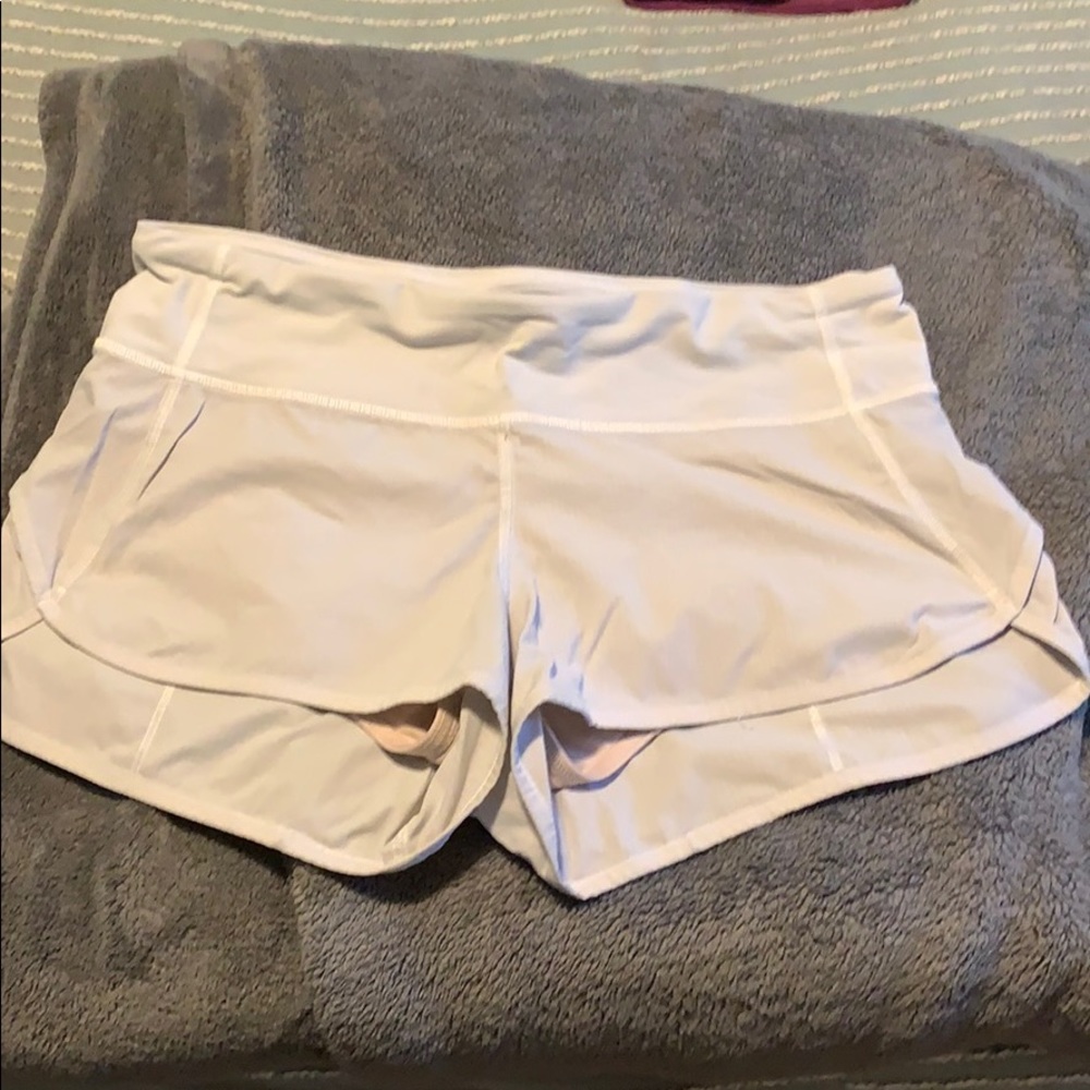 Lululemon size 6 Speed Up White